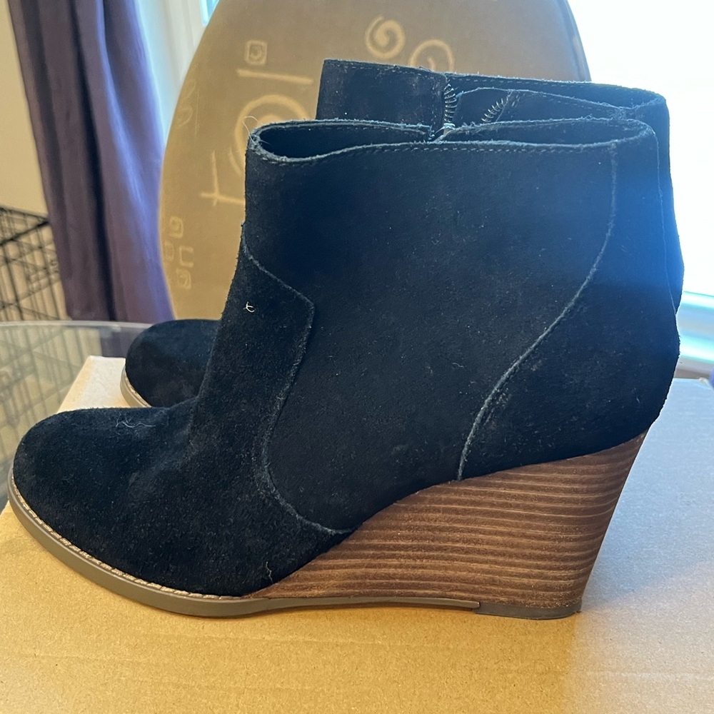 Sole Society Black Suede Wedge Ankle Boots Size 7.5 Womens